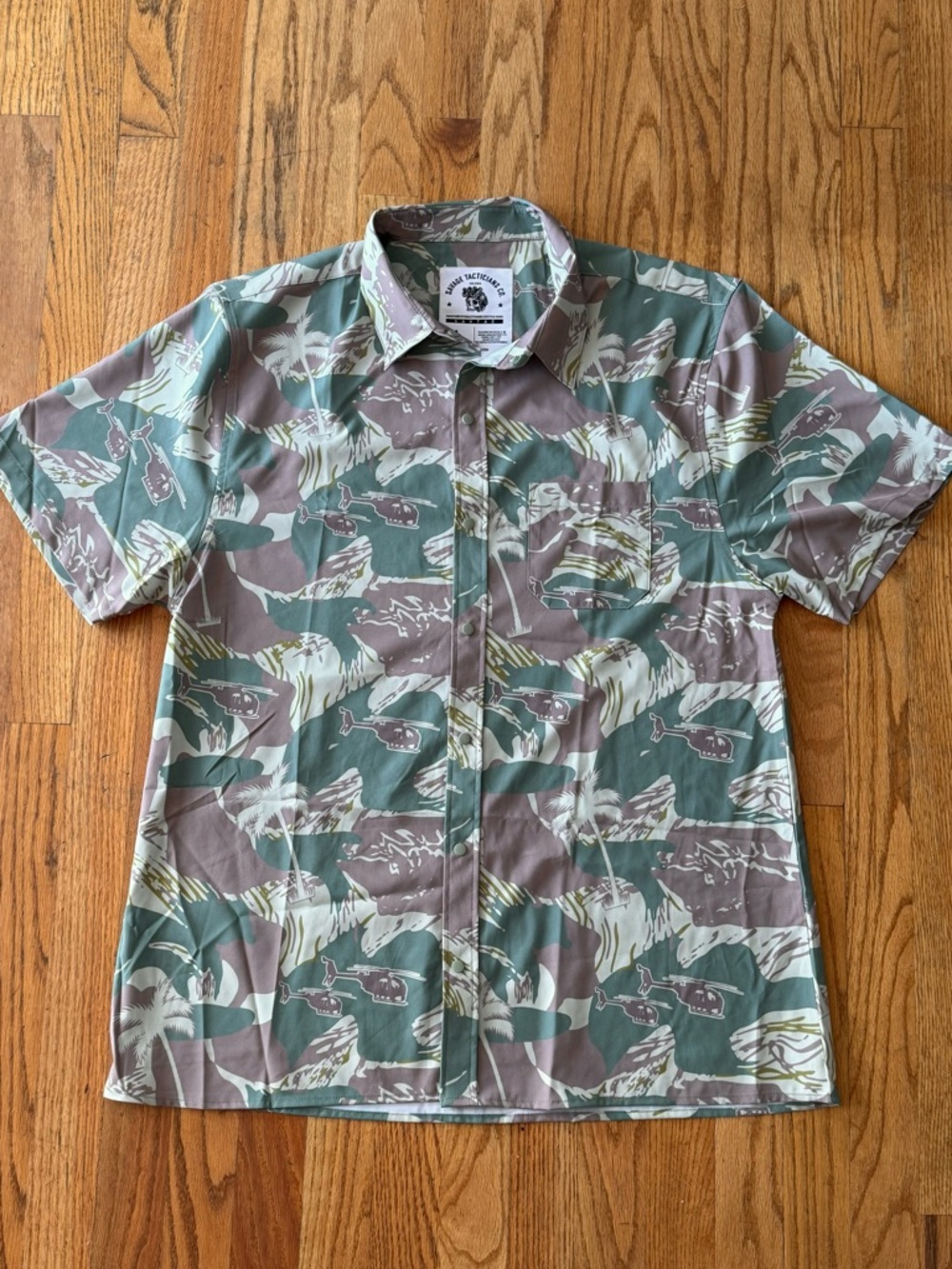 Men's Short Sleeve Rhodesian Brushstroke Button-Up Shirt - Picture 3 of 6